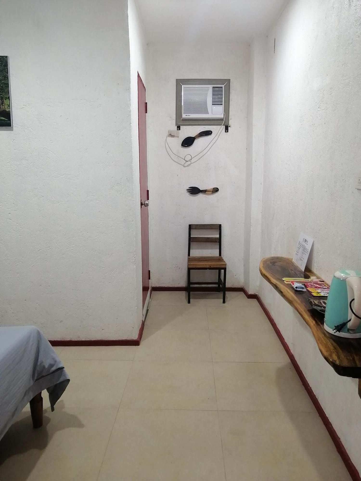 Panda Guest House Coron Exterior foto